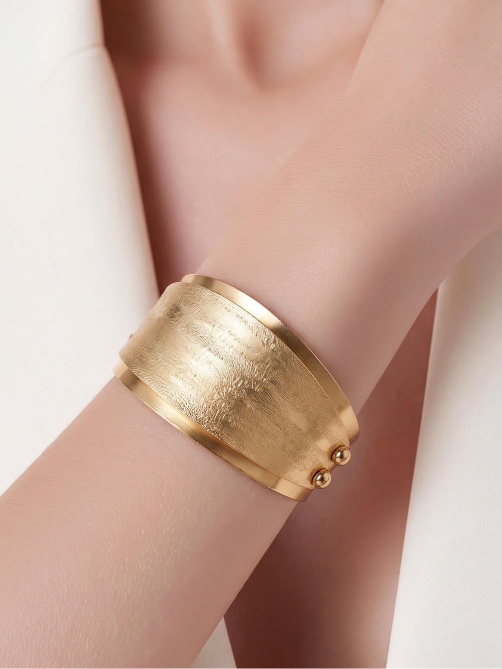 Emmons vintage 70s golden odyssey cuff bracelet